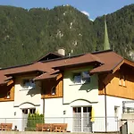 Helene Casa de Férias